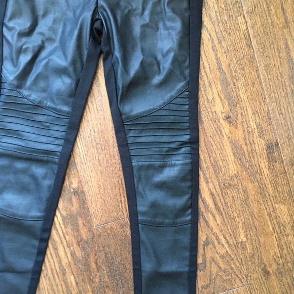 Forever 21 Faux Leather Front Leggings - Picture 2 of 4